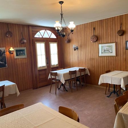 Albergo Calancasca Ristorante Jaipur Grono المظهر الخارجي الصورة