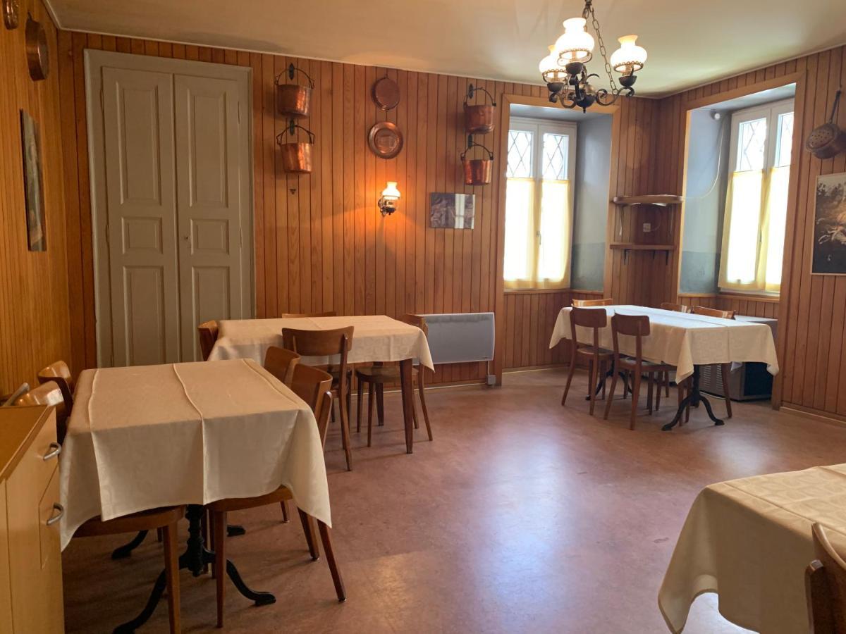 Albergo Calancasca Ristorante Jaipur Grono المظهر الخارجي الصورة