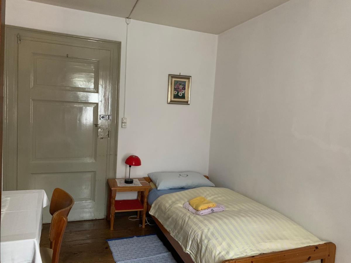 Albergo Calancasca Ristorante Jaipur Grono المظهر الخارجي الصورة
