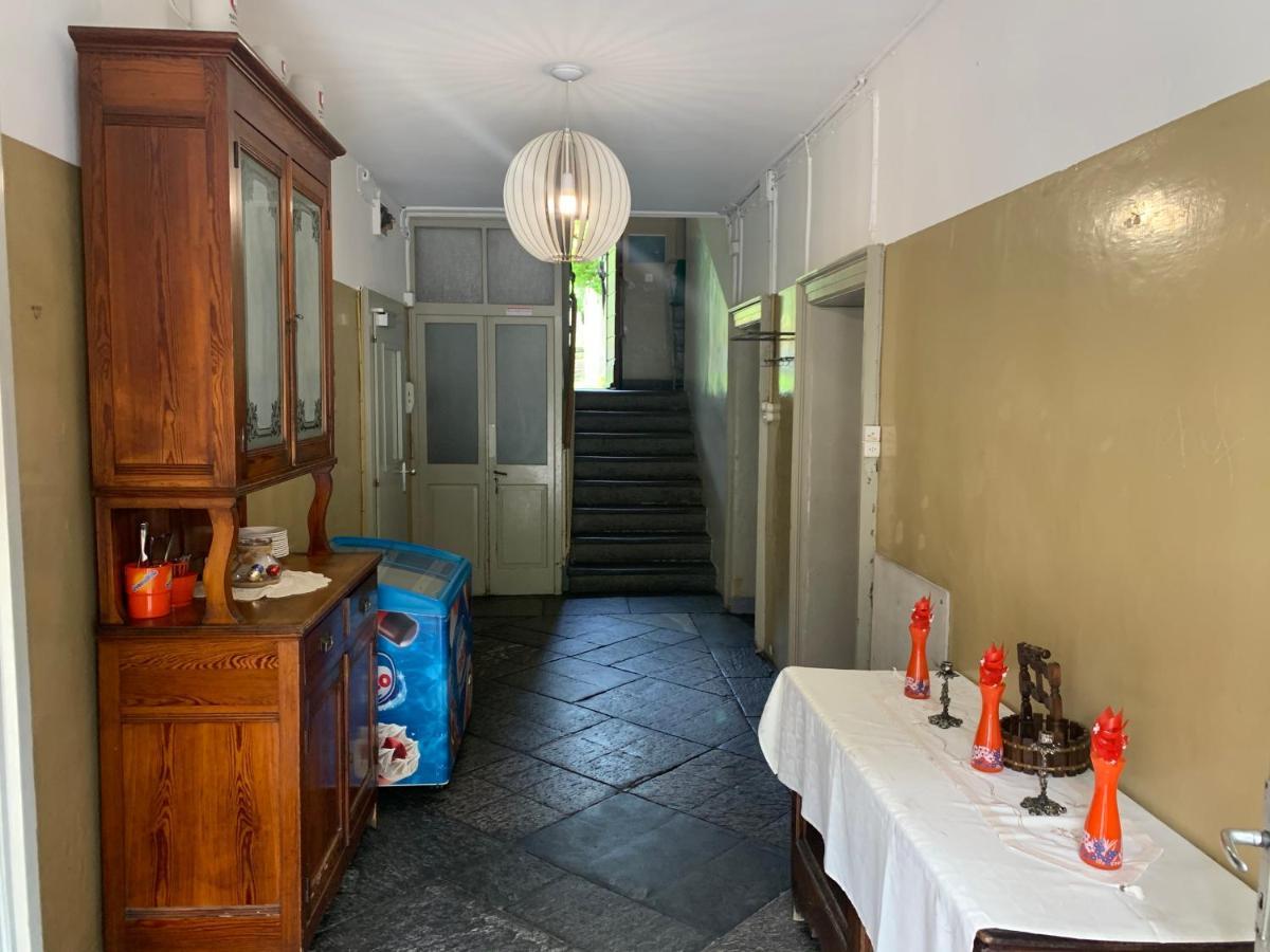 Albergo Calancasca Ristorante Jaipur Grono المظهر الخارجي الصورة