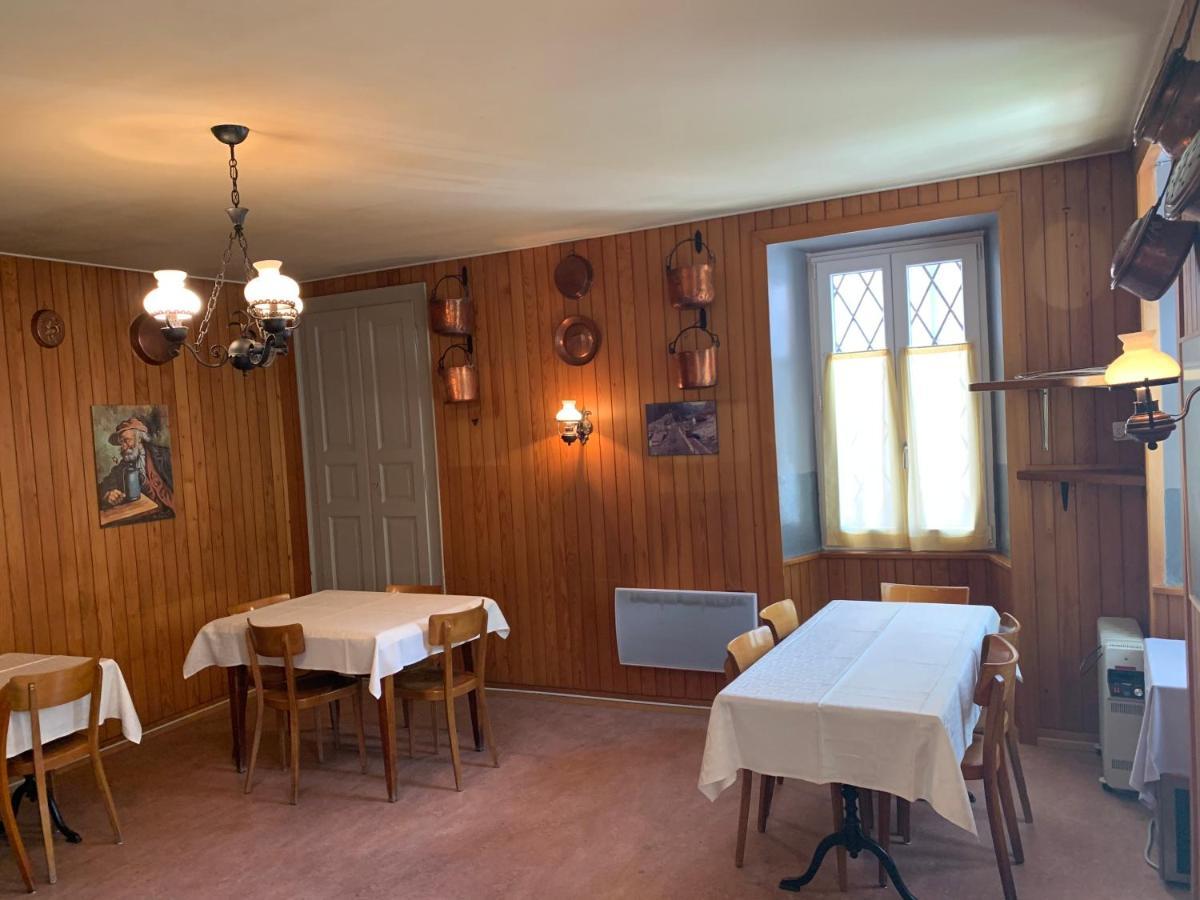 Albergo Calancasca Ristorante Jaipur Grono المظهر الخارجي الصورة
